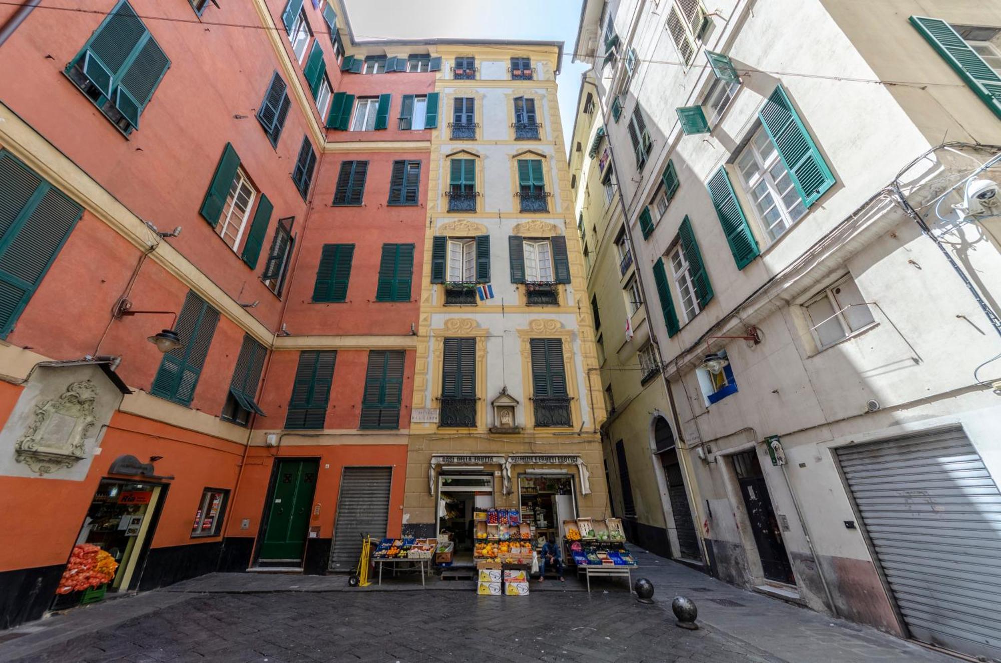 Castelli'S Apartments Campo 9 Genua Exterior foto